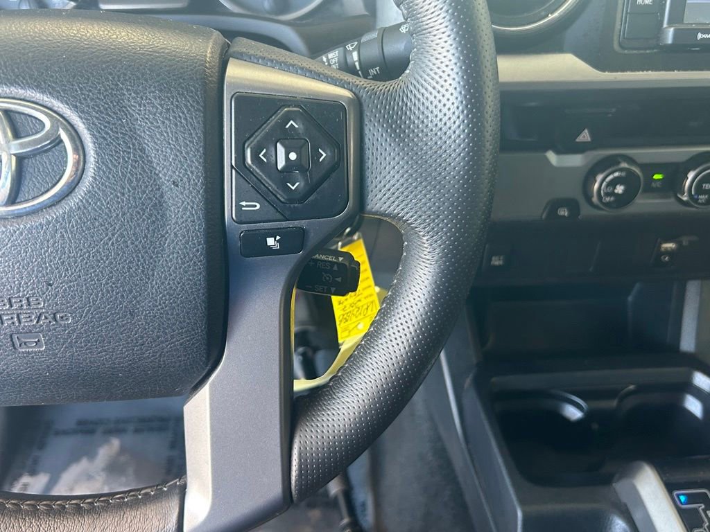 Used 2017 Toyota Tacoma SR5 w/ Tow Package image 35