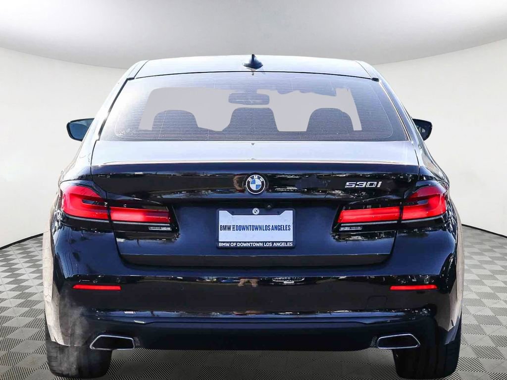 Certified 2023 BMW 530i w/ Convenience Package image 6
