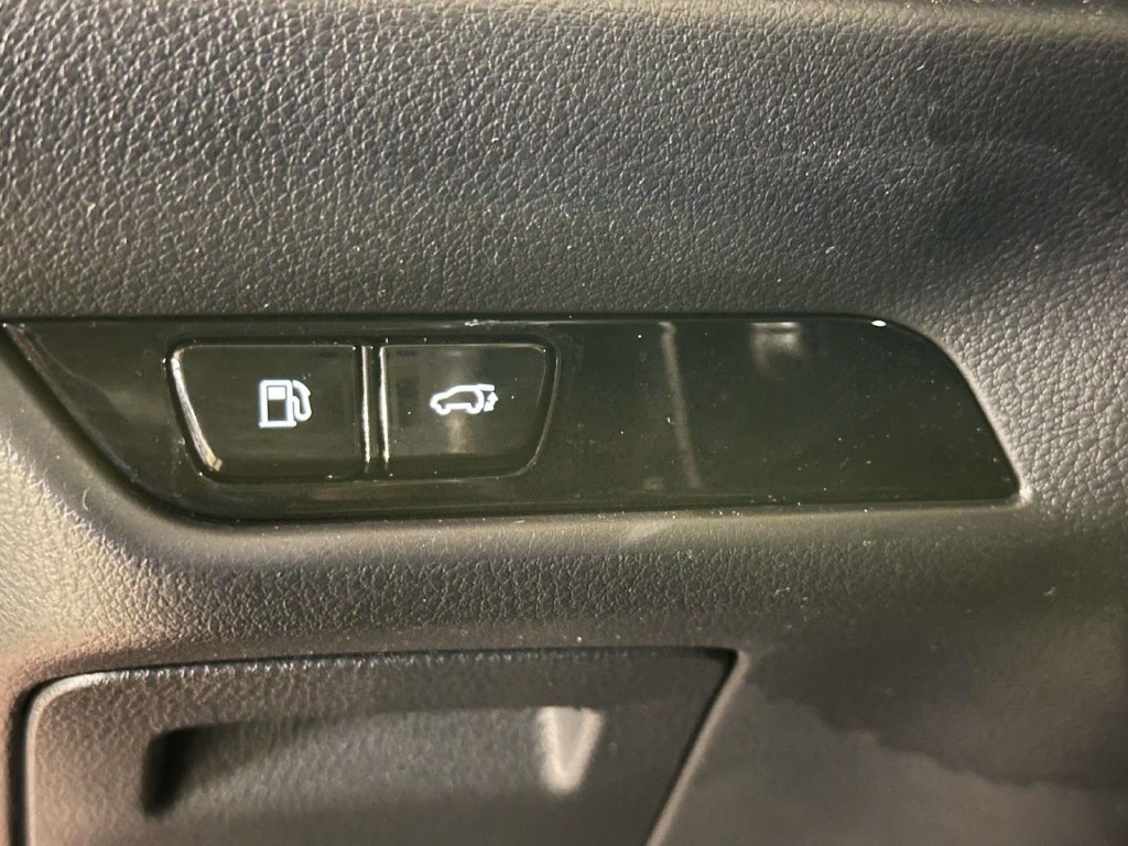 Used 2025 Lexus NX 250 AWD w/ Accessory Package (2T) image 22