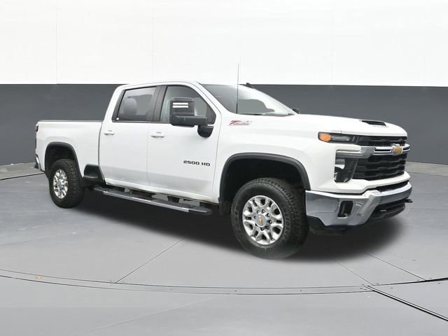 Used 2024 Chevrolet Silverado 2500 LT image 1