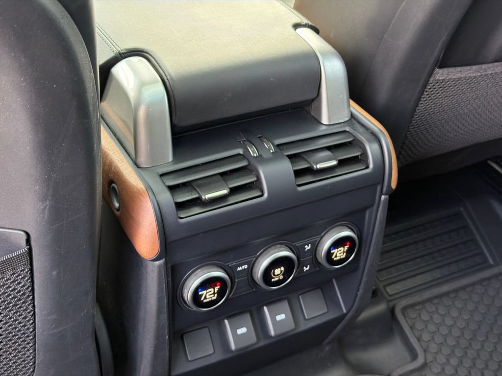 Used 2023 Land Rover Defender 130 X-Dynamic SE AWD/4WD image 19
