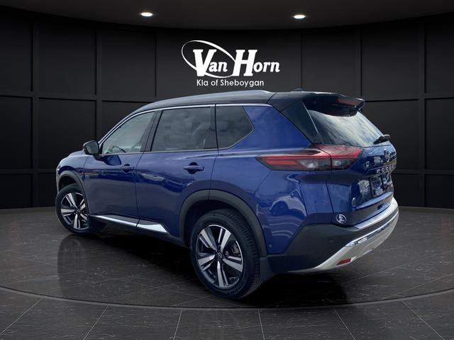 Used 2023 Nissan Rogue Platinum w/ Platinum Premium Package image 3