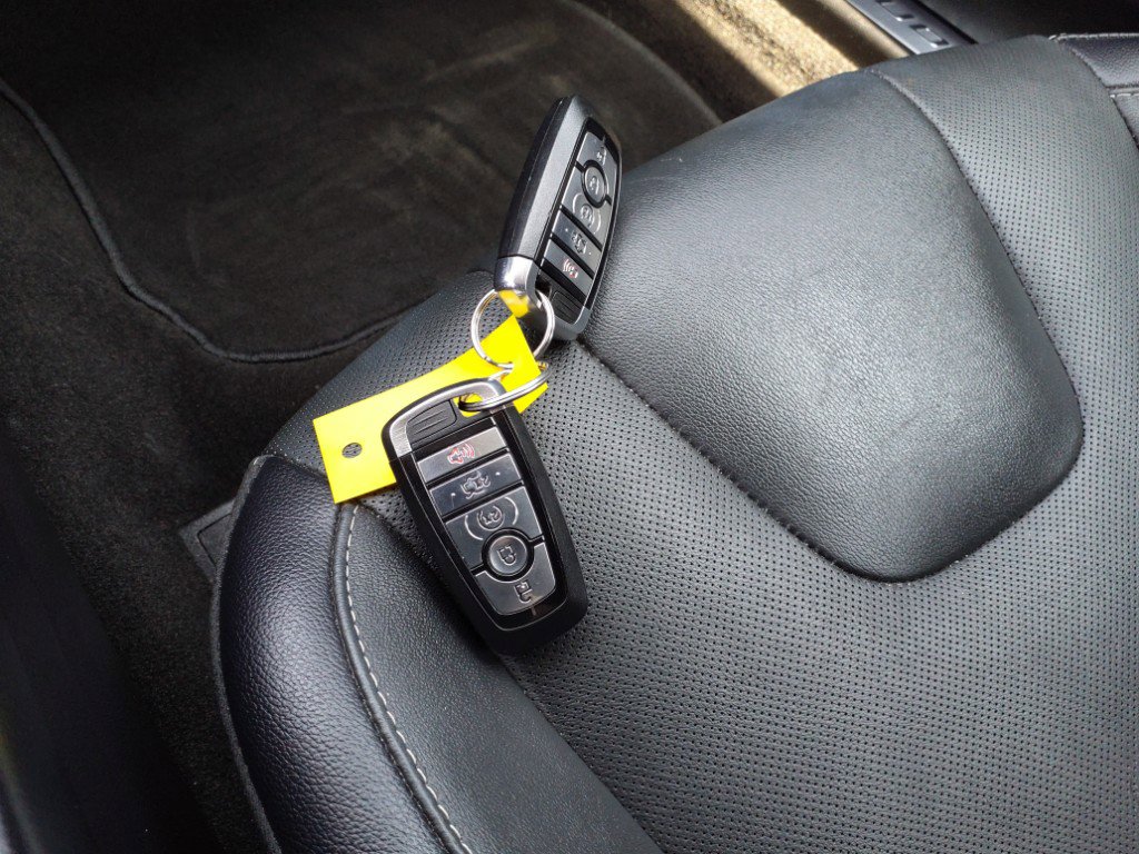 Used 2019 Ford Fusion Energi Titanium image 11