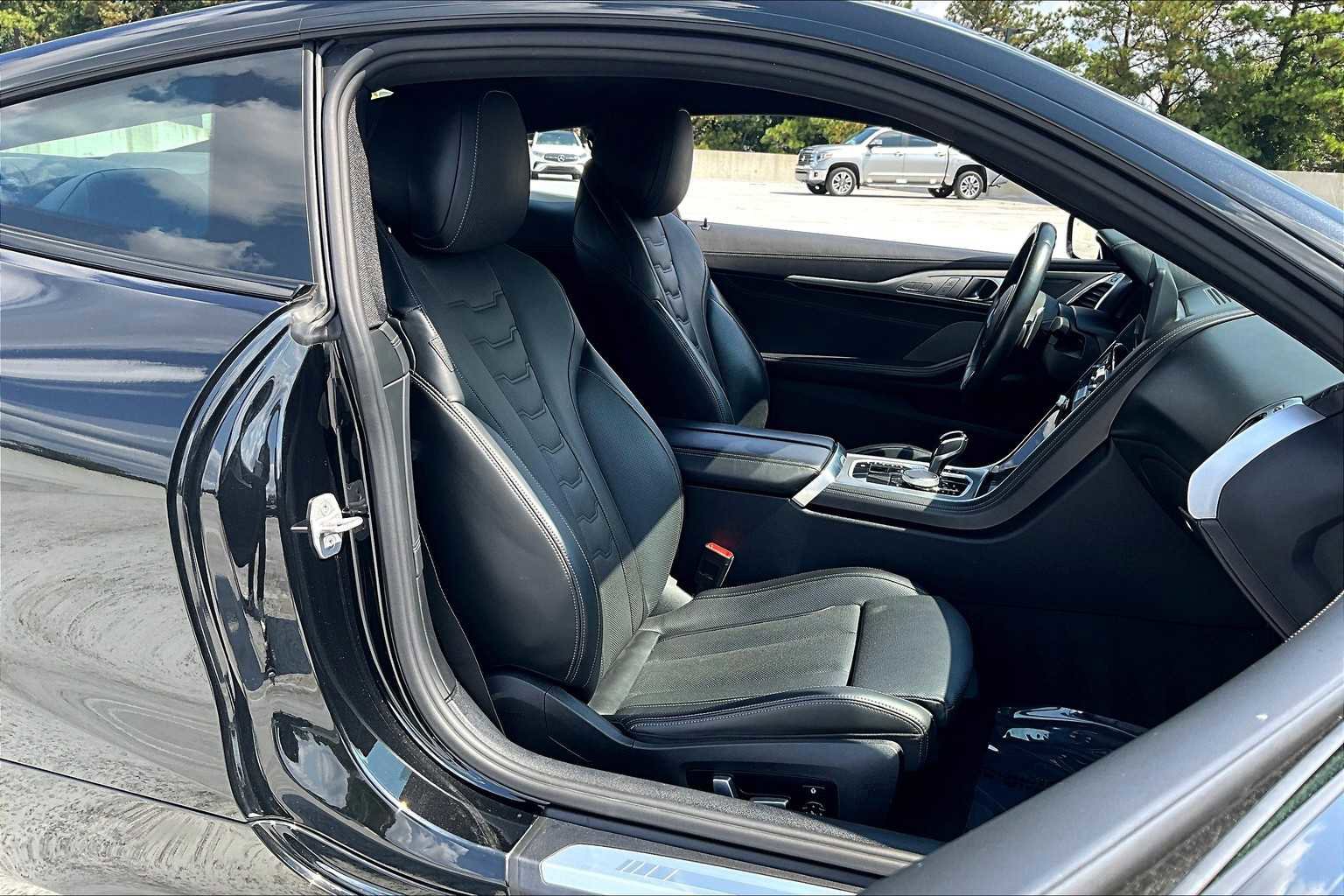 Used 2024 BMW 840i xDrive Coupe w/ Driving Assistance Package image 8