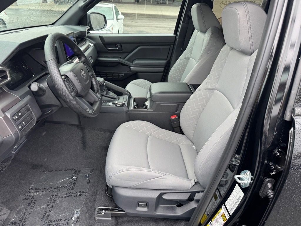 Used 2025 Toyota Tacoma SR5 image 9