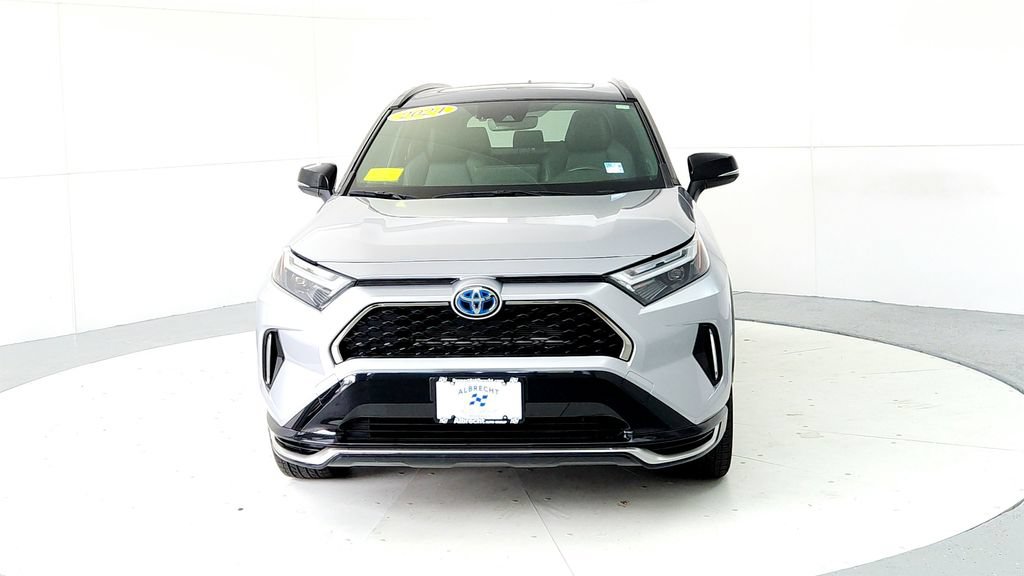 Certified 2024 Toyota RAV4 XSE w/ Weather Package AWD/4WD image 8