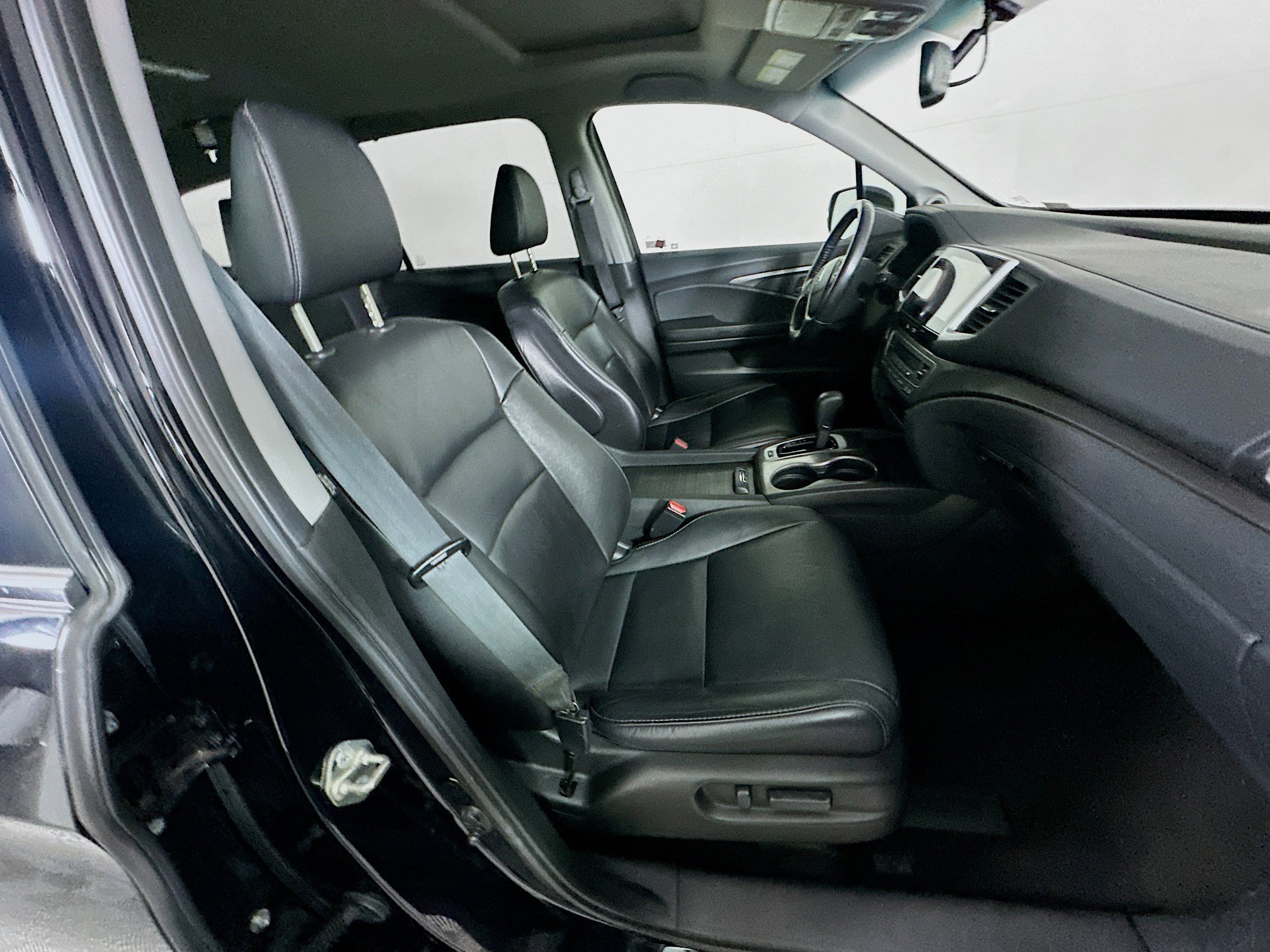 Used 2017 Honda Pilot EX-L image 32