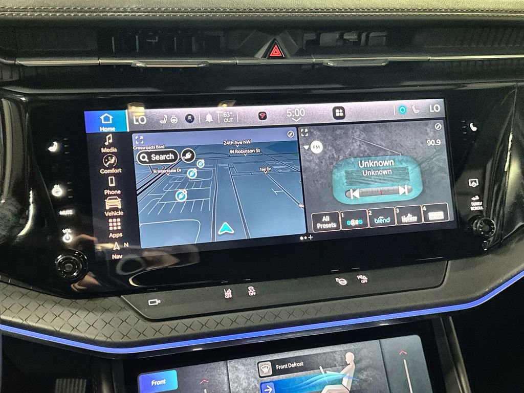 Used 2025 Jeep Wagoneer S Limited AWD/4WD image 19