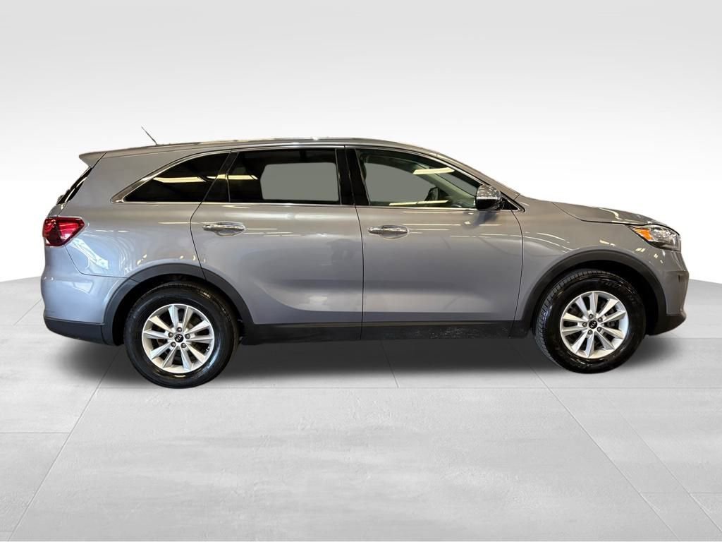 Used 2019 Kia Sorento L FWD image 5