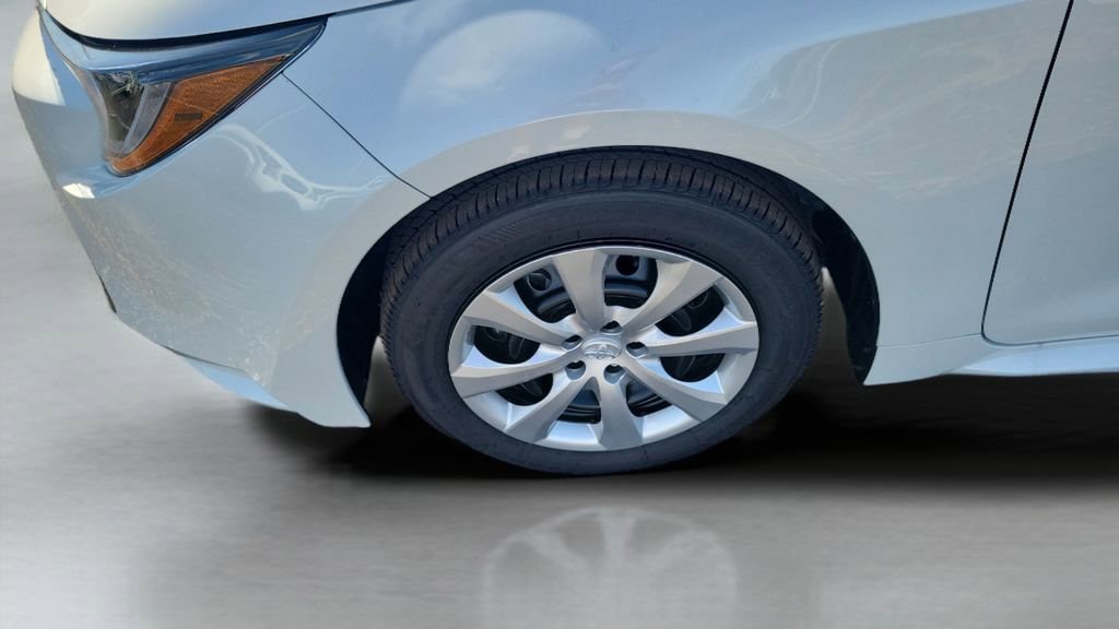 New 2026 Toyota Corolla LE FWD image 25