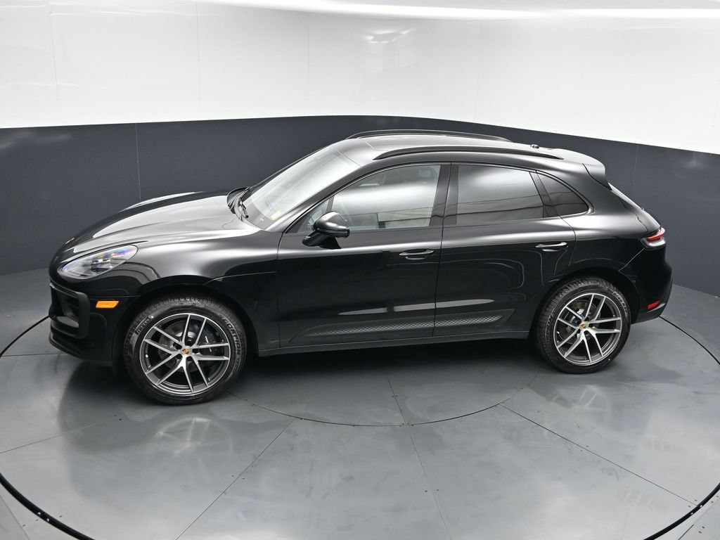 New 2026 Porsche Macan AWD/4WD image 15