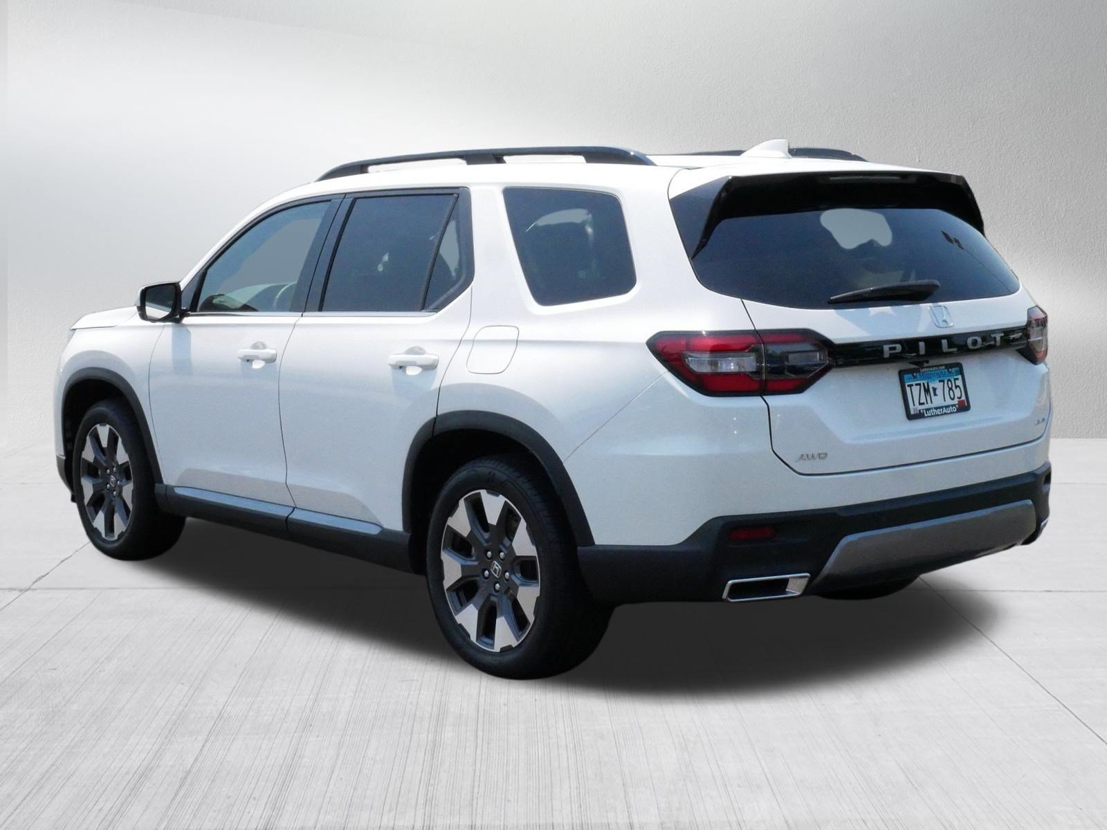 Certified 2026 Honda Pilot Elite image 5