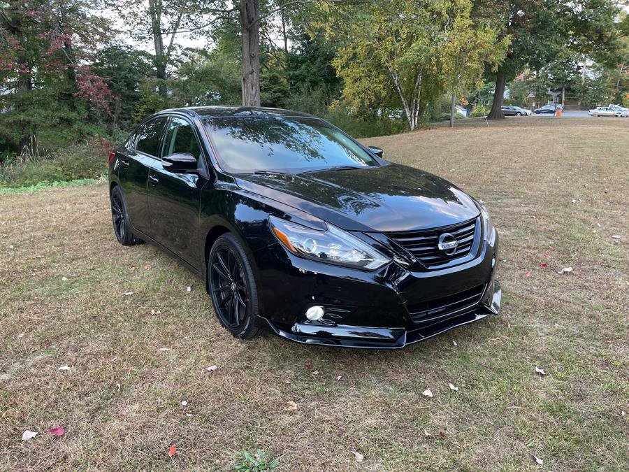 Used 2016 Nissan Altima 3.5 SL w/ 3.5 Technology Package