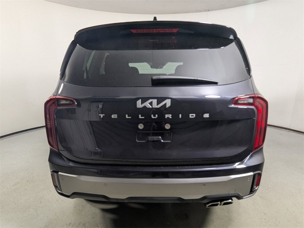 New 2025 Kia Telluride S image 6