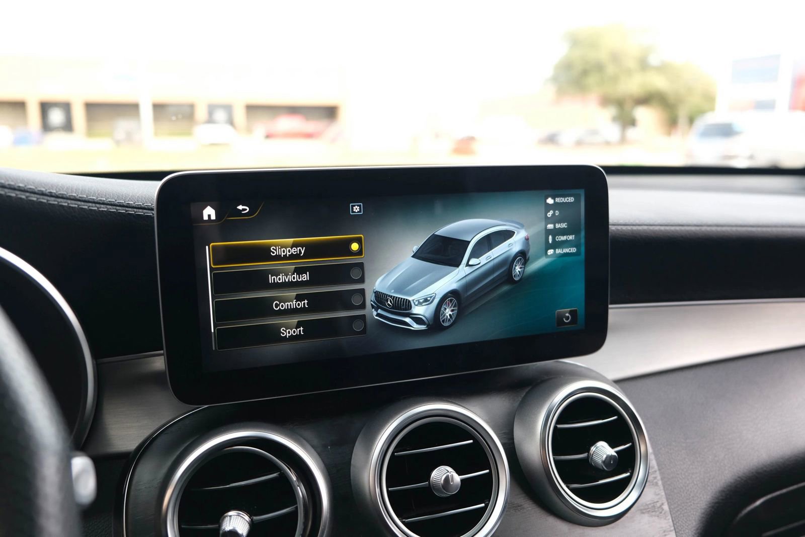 Used 2020 Mercedes-Benz GLC 63 AMG GLC 63 4MATIC Sport Utility 4D image 46