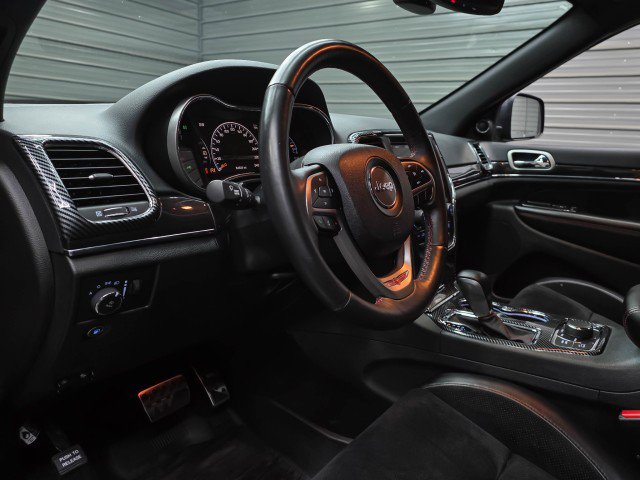 Used 2018 Jeep Grand Cherokee Trailhawk AWD/4WD image 11