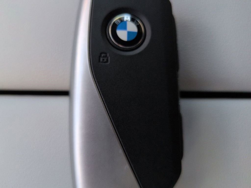 New 2026 BMW X5 xDrive40i w/ Climate Comfort Package image 30
