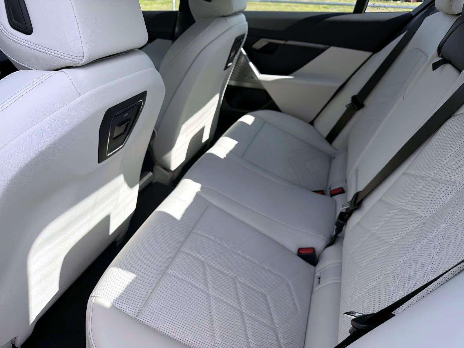 New 2027 BMW 530i w/ M Sport Package RWD image 12