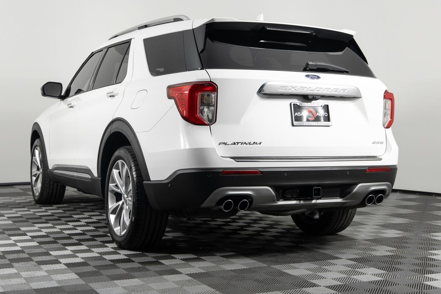 Used 2021 Ford Explorer Platinum w/ Equipment Group 601A image 5