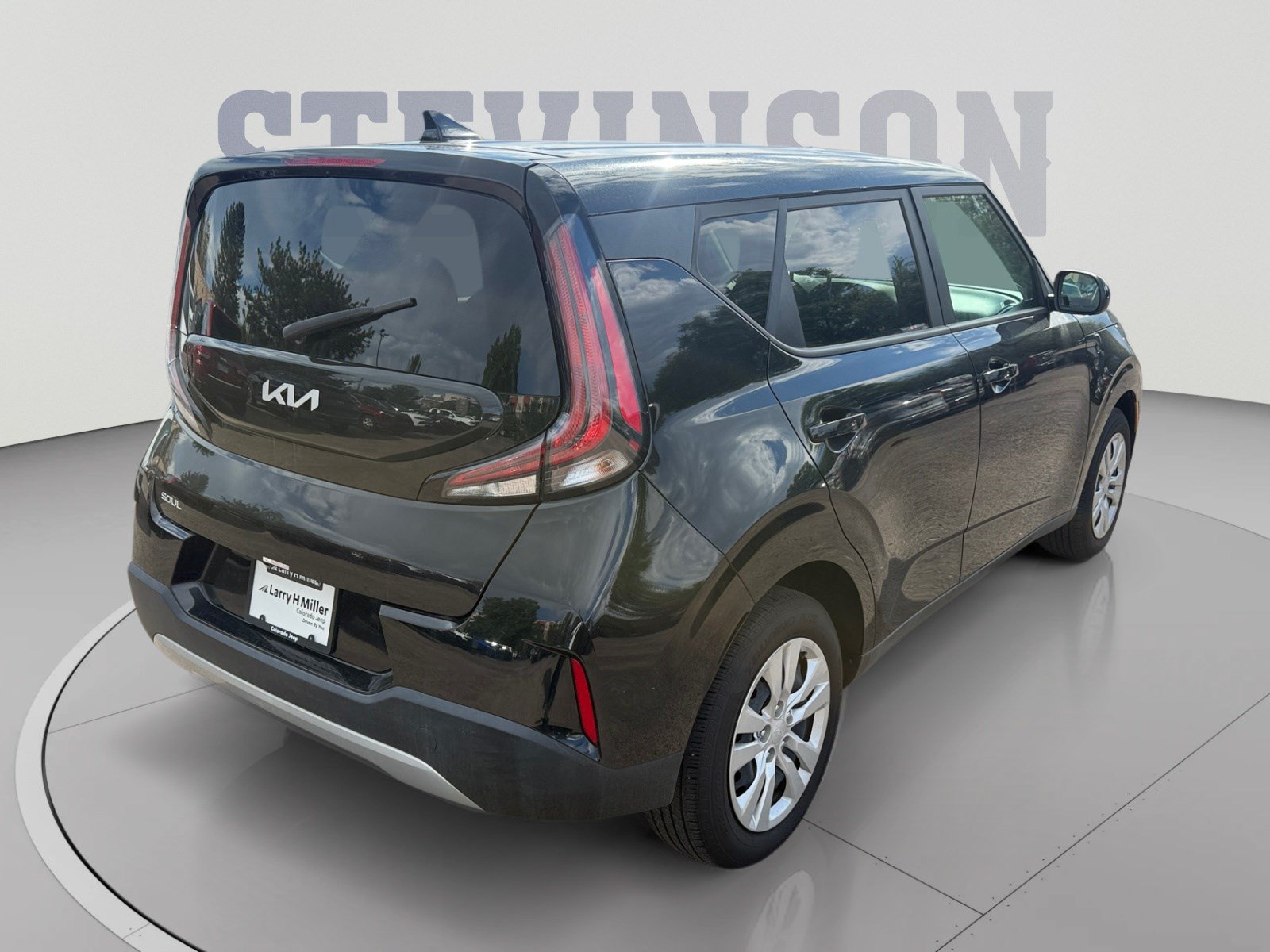 Used 2024 Kia Soul LX FWD image 5