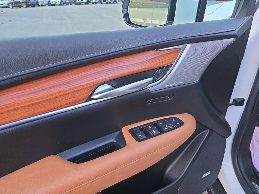 Certified 2023 Cadillac XT5 Premium Luxury w/ LPO, Floor Liner Package image 12