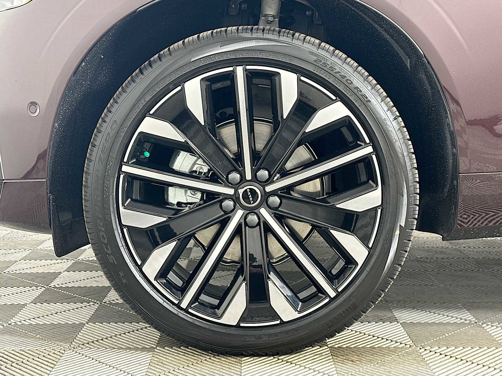 New 2026 Volvo XC60 B5 Ultra w/ Climate Package PRO AWD/4WD image 29