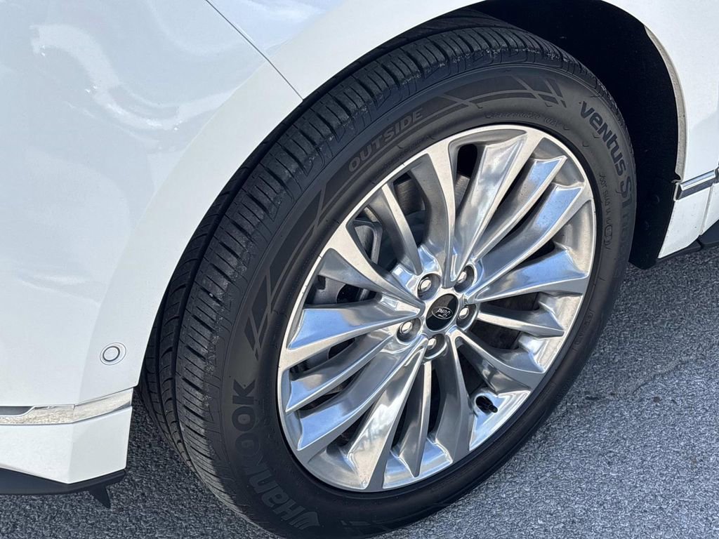 Used 2024 Ford Edge Titanium w/ Titanium Elite Package image 9