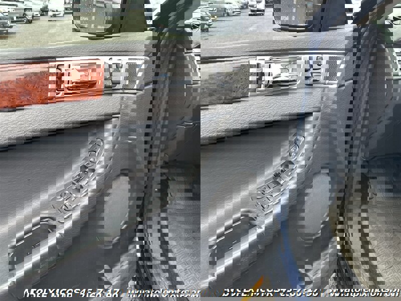 Used 2005 Chrysler Pacifica Touring w/ Heated Seat Group image 9