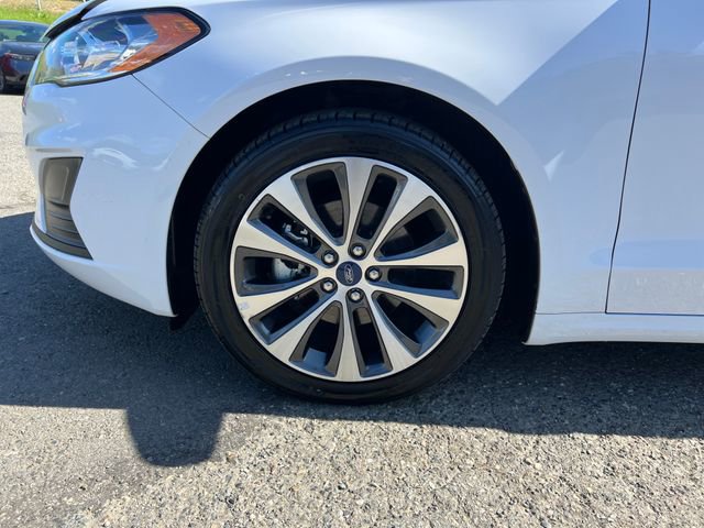 Used 2020 Ford Fusion SE image 29