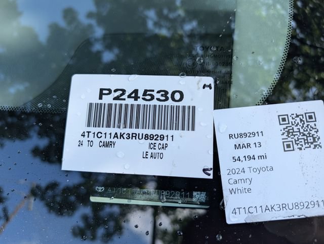 Used 2024 Toyota Camry LE FWD image 32