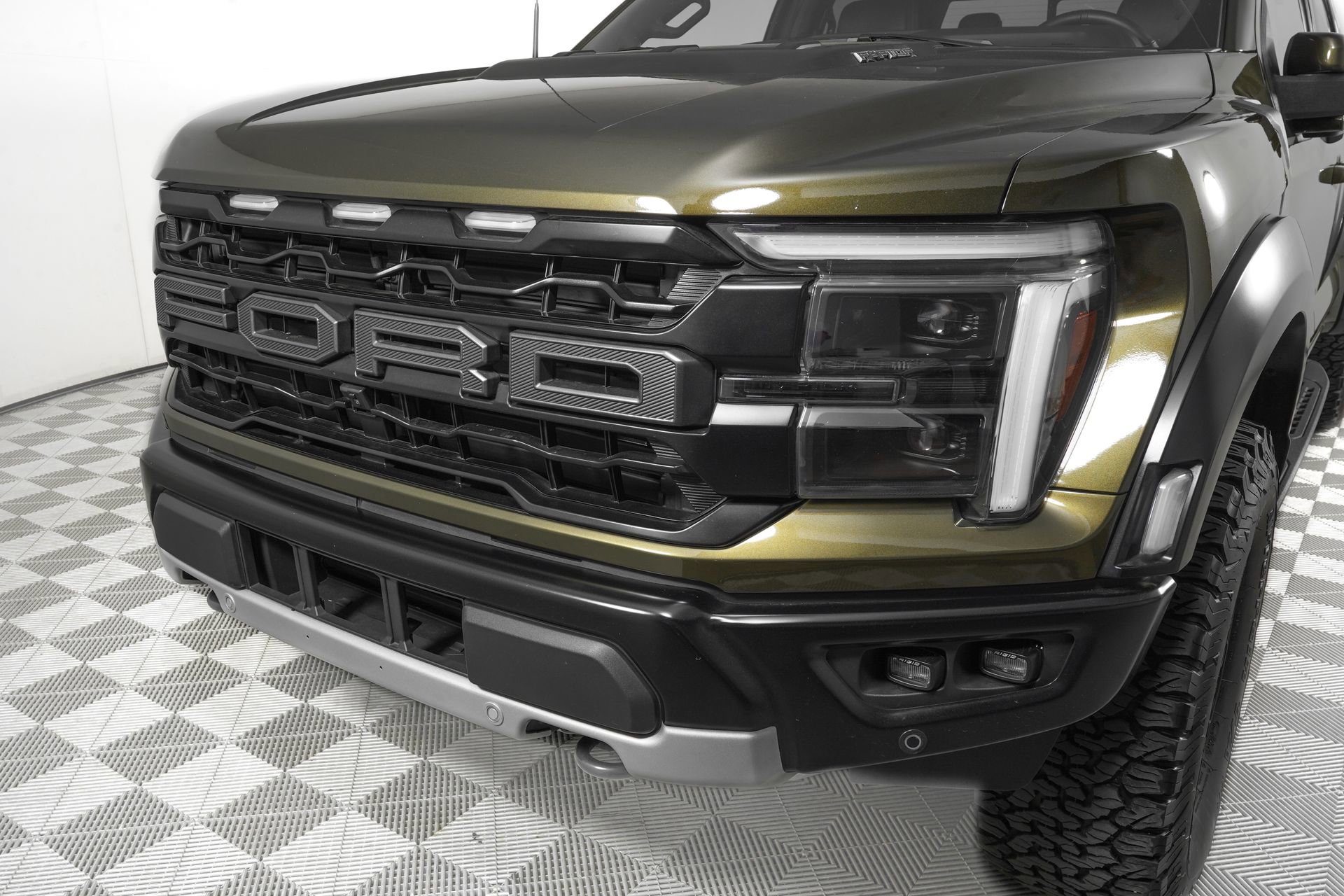 Used 2024 Ford F150 Raptor image 32