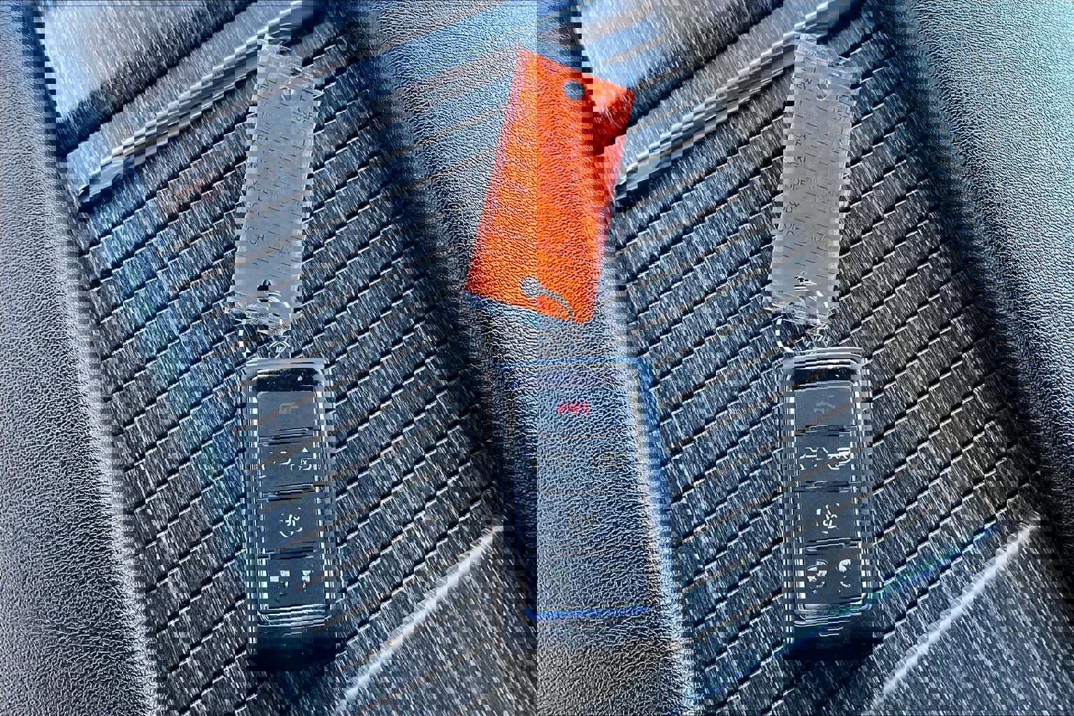 Used 2024 Jeep Wagoneer L Series III w/ Flexible Seating Group image 15