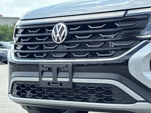 Used 2026 Volkswagen Atlas Cross Sport SE FWD image 12