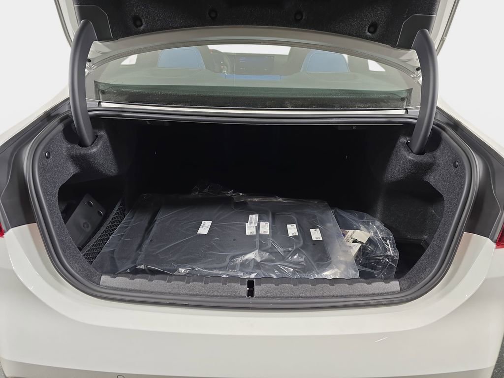 New 2026 BMW M4 xDrive Competition AWD/4WD image 11