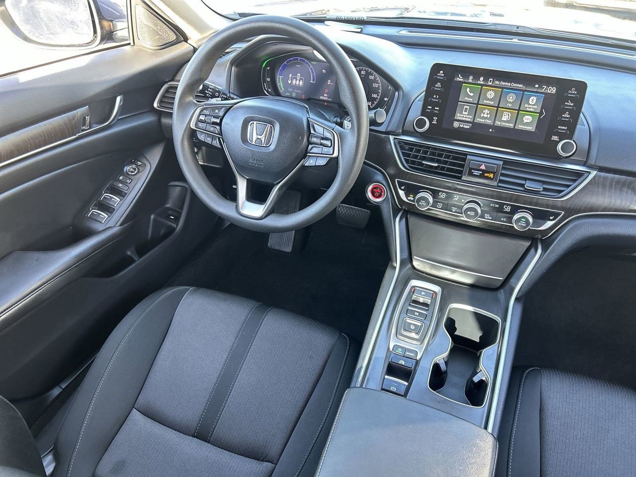 Used 2021 Honda Accord EX image 11