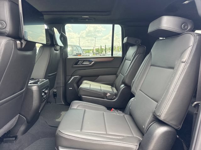 New 2026 GMC Yukon XL Denali w/ Denali Reserve Package AWD/4WD image 11