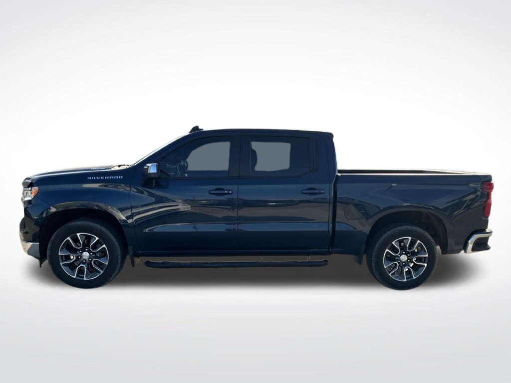 Used 2022 Chevrolet Silverado 1500 LT w/ Protection Package RWD image 9
