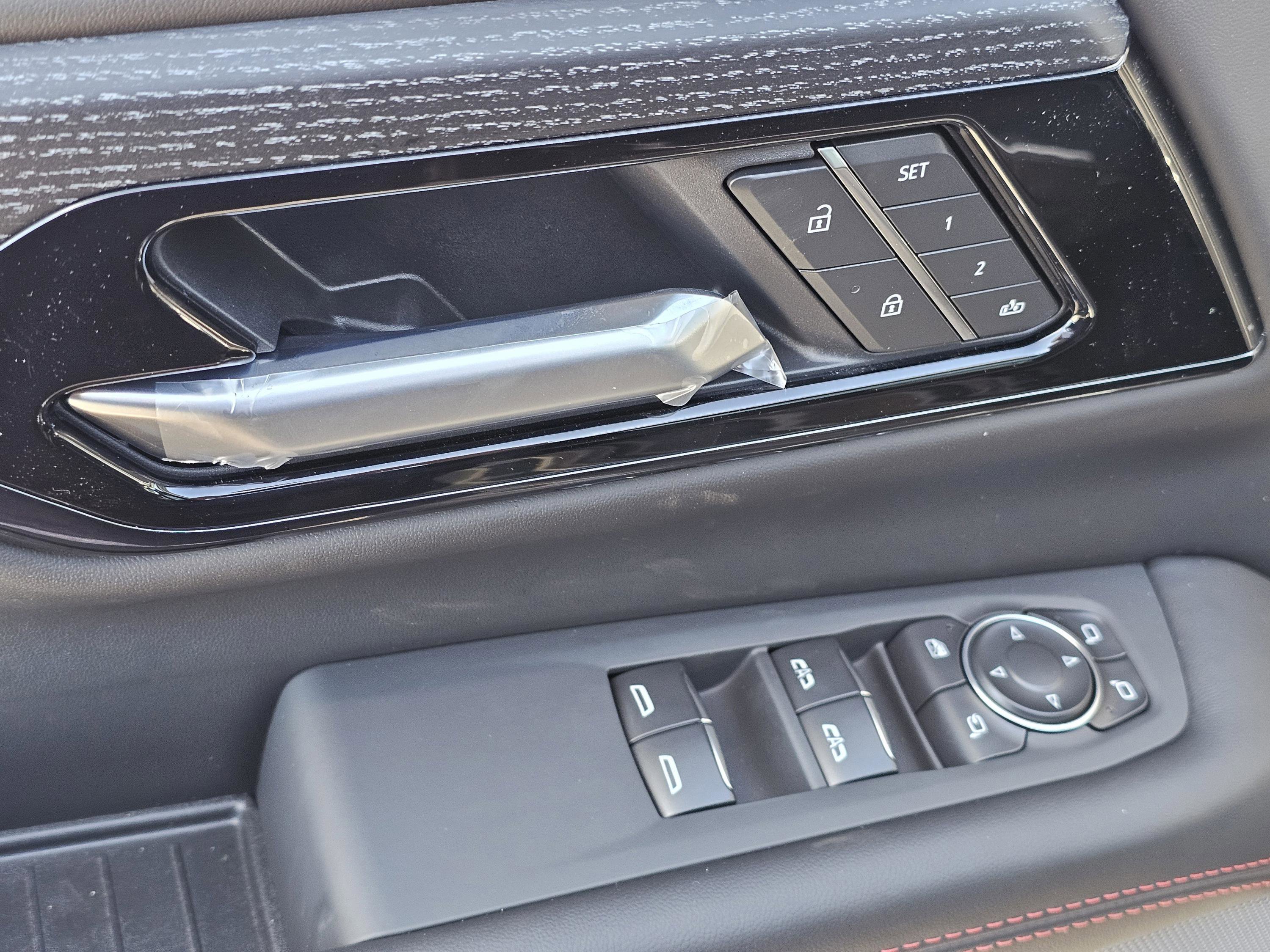 New 2026 GMC Yukon AT4 Ultimate image 13