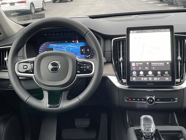 Used 2026 Volvo XC90 B6 Ultra w/ Protection Package AWD/4WD image 23