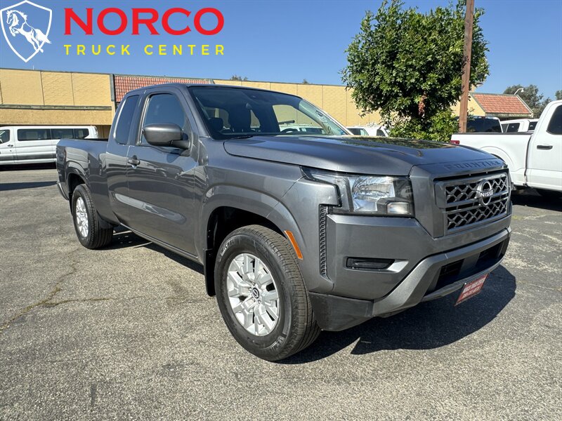 Used 2023 Nissan Frontier SV w/ Technology Package RWD image 11