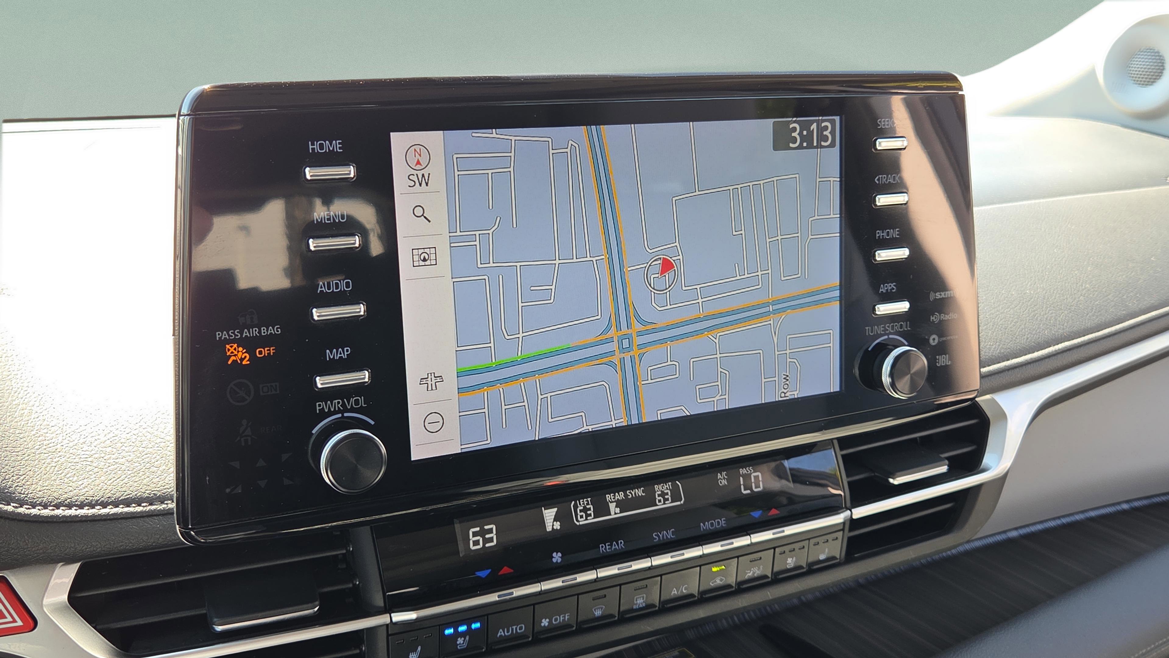 Certified 2023 Toyota Sienna Limited image 29