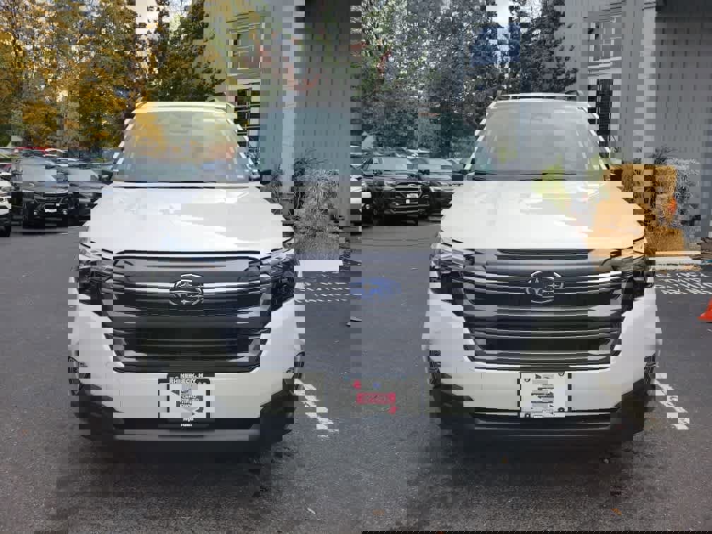 Certified 2025 Subaru Forester Premium image 9