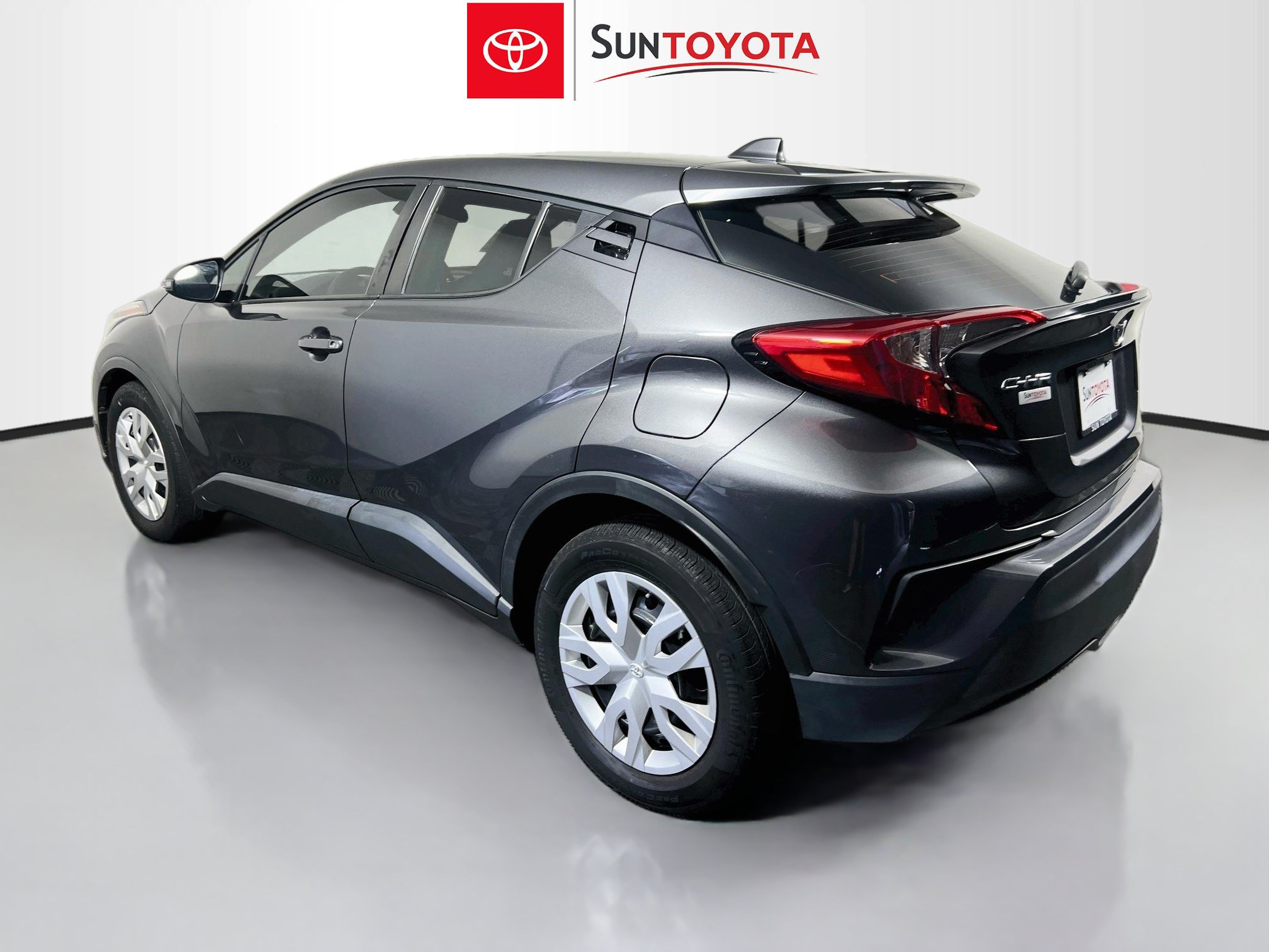 Used 2021 Toyota C-HR LE FWD image 6