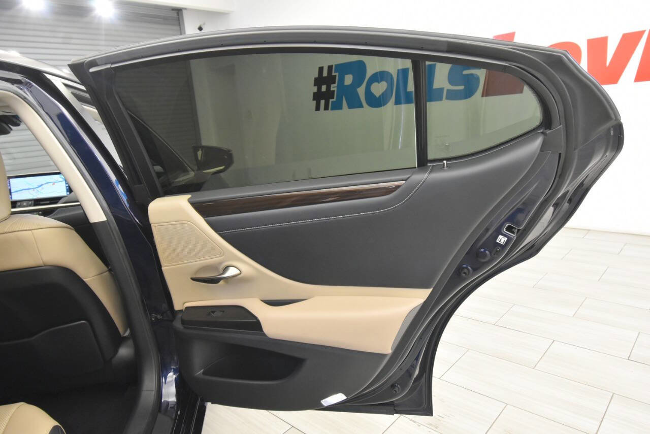 Used 2019 Lexus ES 300h w/ Premium Package image 23