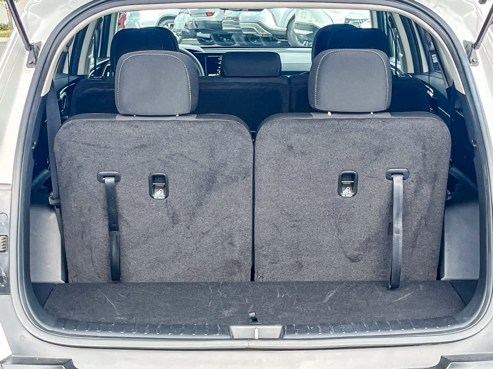 Used 2023 Kia Sorento LX image 25