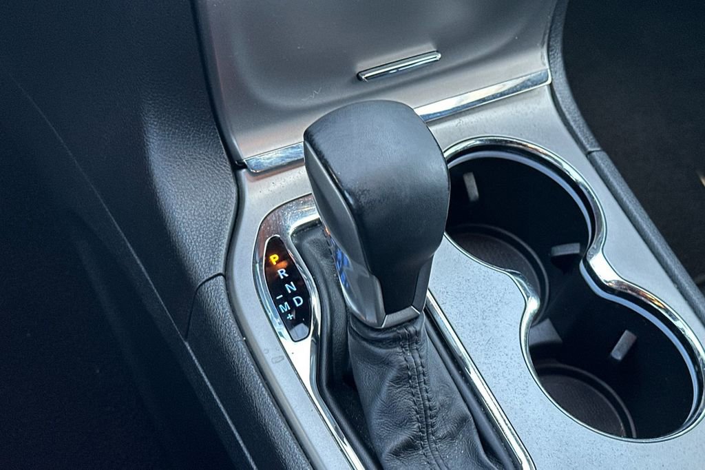 Used 2019 Jeep Grand Cherokee Limited RWD image 25