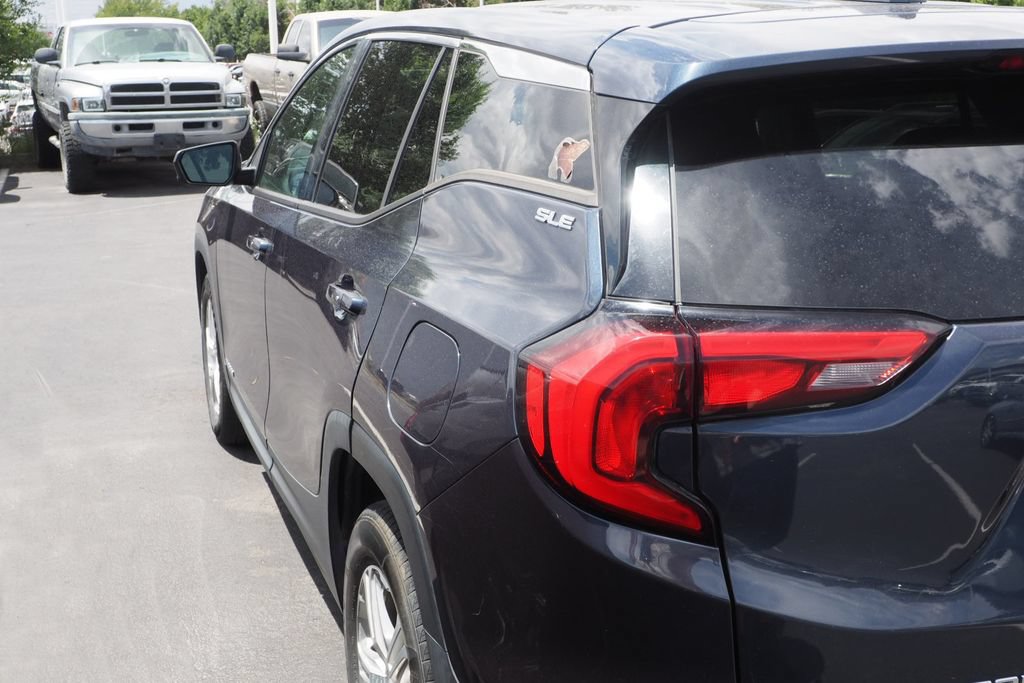 Used 2018 GMC Terrain SLE FWD image 4