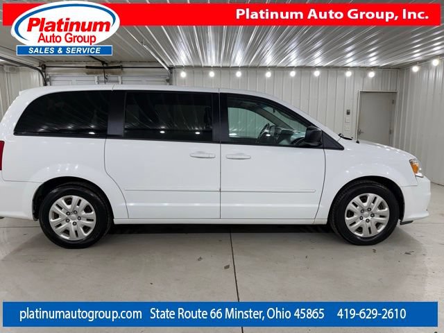 Used 2017 Dodge Grand Caravan SE FWD image 6