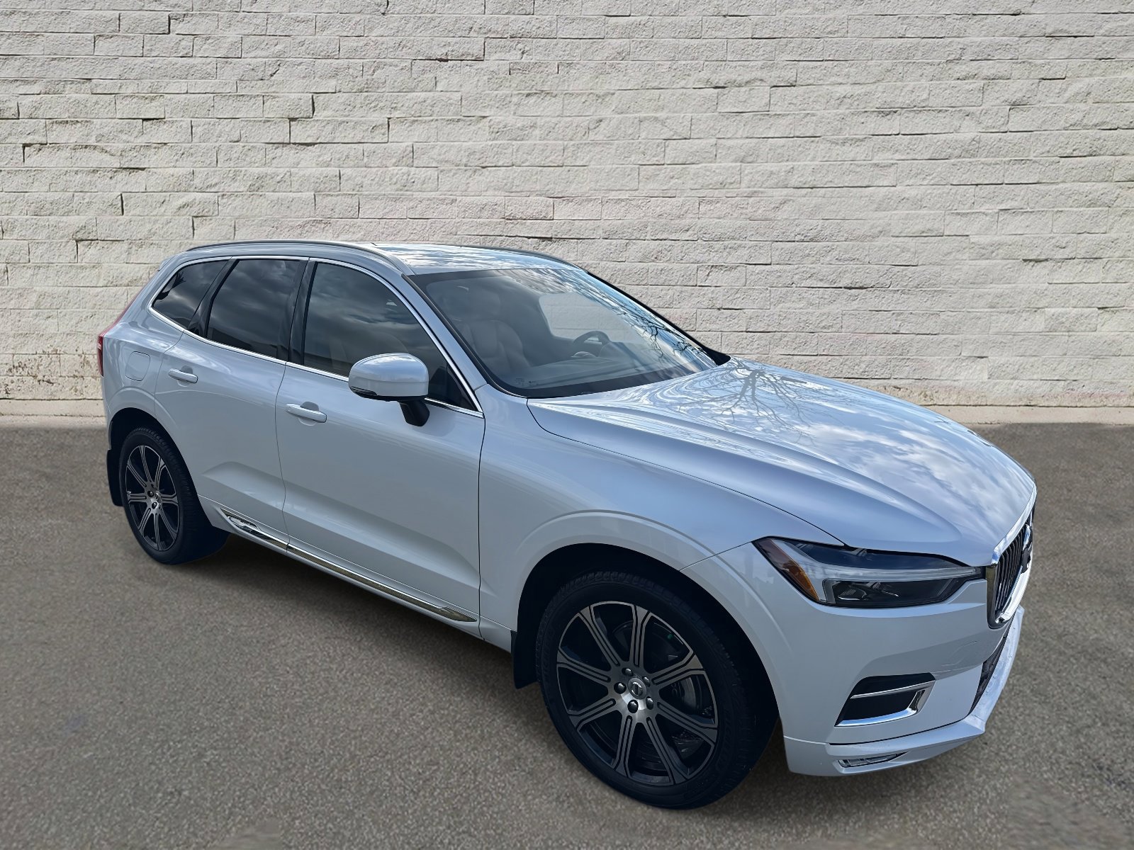 Used 2021 Volvo XC60 T5 Inscription w/ Advanced Package image 7