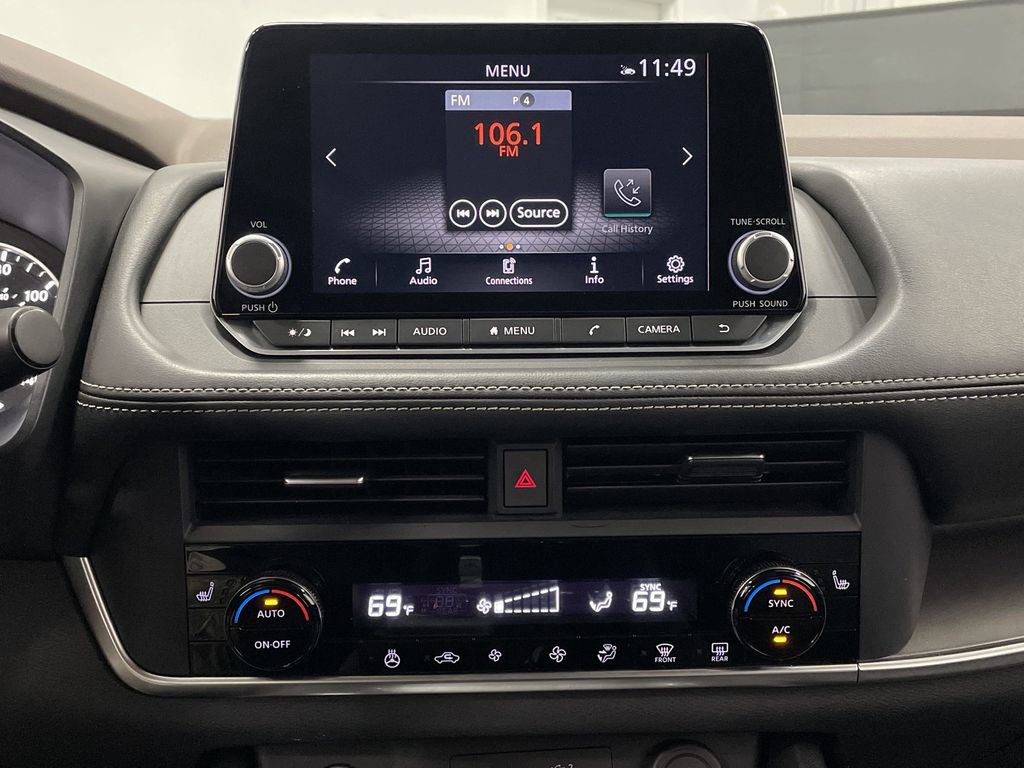 Used 2023 Nissan Rogue SV w/ SV Premium B Package image 9